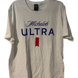 Michelos ultra White Graphic Tee Size XL